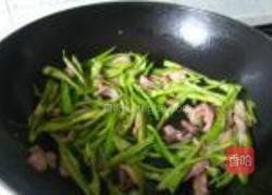 徽茶干青椒肉丝的做法图解9