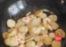 虾仁炒荸荠的做法图解8