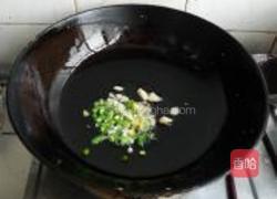 韭苔花蛤肉的做法图解3