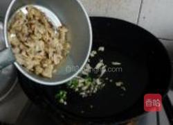 韭苔花蛤肉的做法图解4