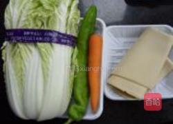 白菜炒千张丝的做法图解1