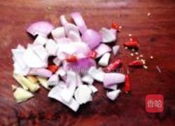 砂锅墨鱼仔的做法图解2