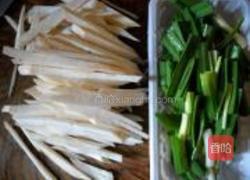 蒜苗杏鲍菇肉丝的做法图解4