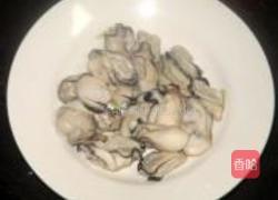 白酒蒜蓉煮生蚝的做法图解4