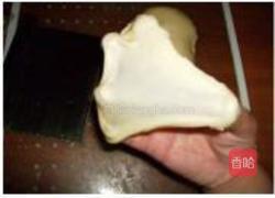 蜜豆软面包的做法图解3