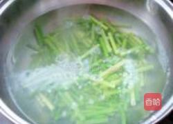 蒜薹炒鸡柳的做法图解3