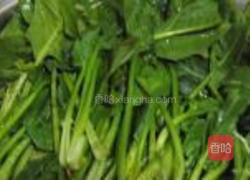 陈醋菠菜花生米的做法图解1