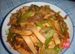 芹菜香干肉丝的做法图解11