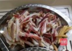 青蒿炒腊肉的做法图解2