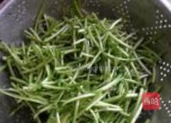 青蒿炒腊肉的做法图解4