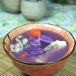 紫淮山猪骨汤的做法[图]