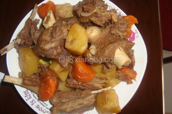 土豆胡萝卜炖羊肉