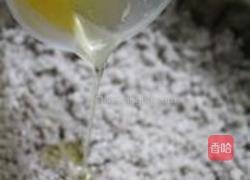 猪头月饼的做法图解2