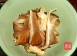 油菜平菇的做法图解1