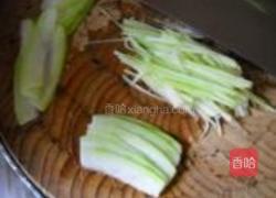 糖醋翠衣紫甘蓝的做法图解3