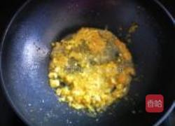 蛋黄焗南瓜的做法图解8