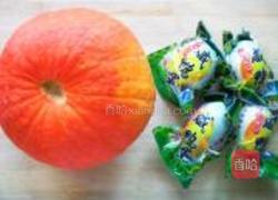 蛋黄焗南瓜的做法图解1