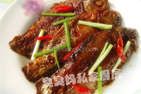 糟香豆瓣鲫鱼