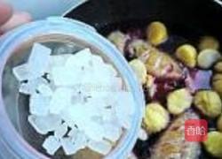 红酒栗子烧鸡翅的做法图解9
