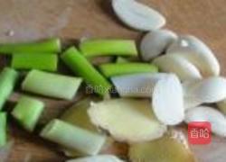 酱爆鸭丁的做法图解3