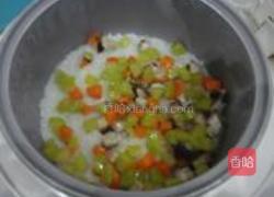 三杯乳鸽彩蔬饭的做法图解17