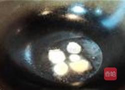 蒜炒肉的做法图解2