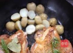 蒜味鸡腿小土豆的做法图解11