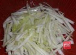 醋溜白菜帮的做法图解1