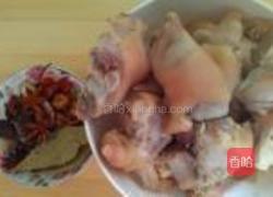红烧猪手的做法图解1