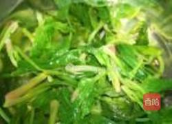 松子菠菜盅的做法图解3