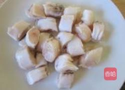 蒜头豆豉蒸海鳝的做法图解2