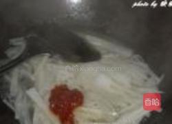 酸辣白萝卜丝的做法图解3