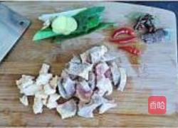 牛肉炖白菜粉条的做法图解1