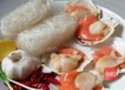 蒜蓉粉丝蒸扇贝的做法图解1