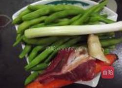 家常炒芸豆的做法图解1