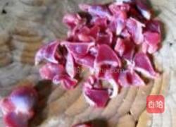 酸豆角炒鸽肫的做法图解2