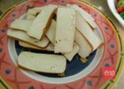 双椒豆香干的做法图解2