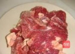 八珍牛腩煲的做法图解2