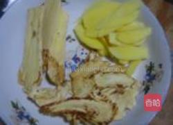 当归生姜羊肉汤的做法图解2