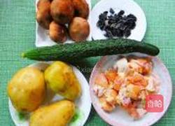 土豆炖鸡的做法图解1