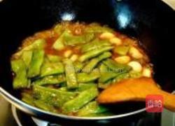 鱼露金蒜焖扁豆的做法图解13