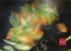 芹菜炒黑木耳的做法图解11