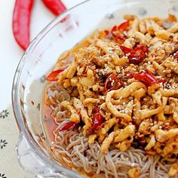 红油鸡丝冷面的做法[图]
