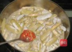 蒜味剁椒炒蛏子的做法图解5