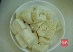 砂锅鱼头冻豆腐煲的做法图解3