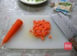 芹菜炒杏仁的做法图解3