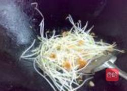 虫草银芽炒粉丝的做法图解8