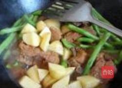 排骨芸豆炖土豆的做法图解6
