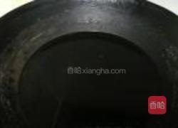 培根肉炒荷兰豆的做法图解1