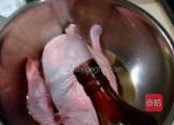 酥香樟茶鸭的做法图解1